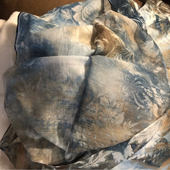 Alfred Dunner Large Abstract Floral Blue and Brown Short Sleeve Top Lined - Picture 6 of 6